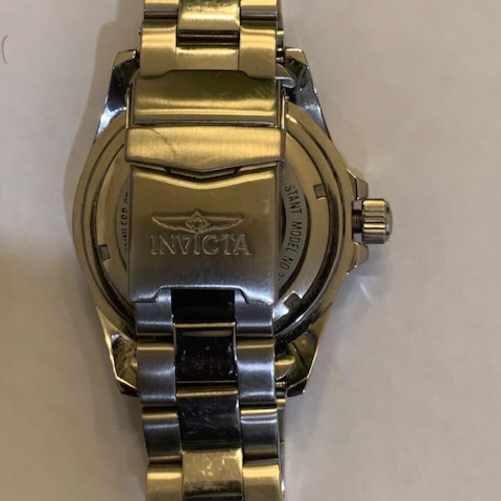 Invicta Pro Diver Quartz Watch - 42MM - Picture 3 of 6